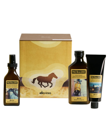 Davines Holiday with Davines: Immense Steppe Gift Box Davines Holiday with Davines: Immense Steppe Gift Box